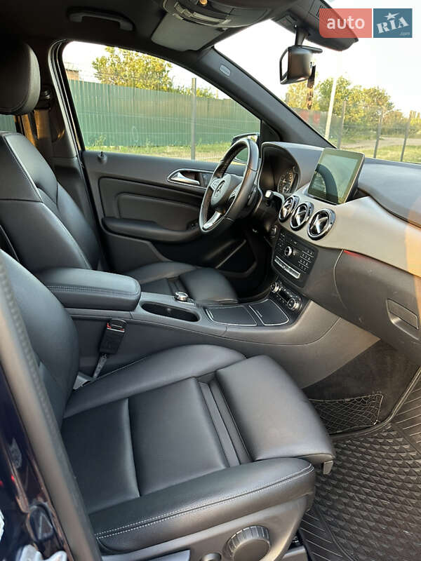 Хэтчбек Mercedes-Benz B-Class 2017 в Миргороде