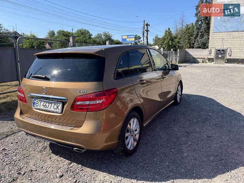 Хэтчбек Mercedes-Benz B-Class 2013 в Макарове