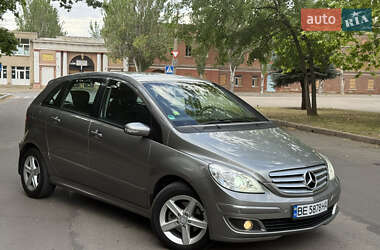 Хэтчбек Mercedes-Benz B-Class 2007 в 