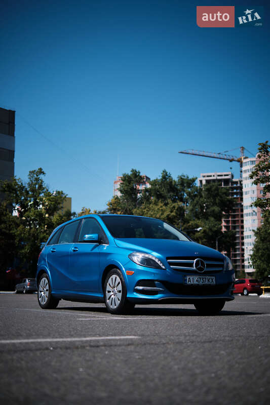 Хэтчбек Mercedes-Benz B-Class 2014 в Броварах