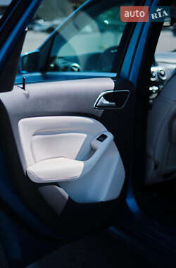 Хэтчбек Mercedes-Benz B-Class 2014 в 
