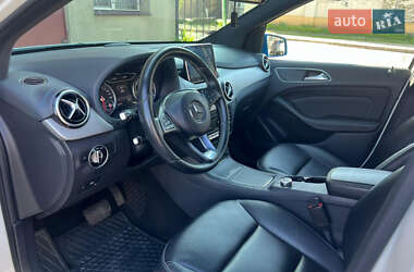 Хэтчбек Mercedes-Benz B-Class 2015 в 