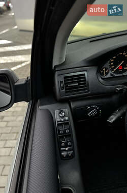 Хэтчбек Mercedes-Benz B-Class 2010 в 