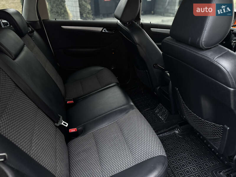 Хетчбек Mercedes-Benz B-Class 2010 в Одесі