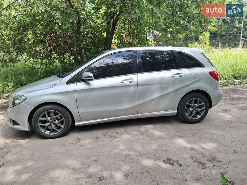 Хэтчбек Mercedes-Benz B-Class 2012 в Киеве