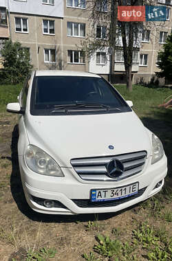 Хэтчбек Mercedes-Benz B-Class 2010 в Ивано-Франковске