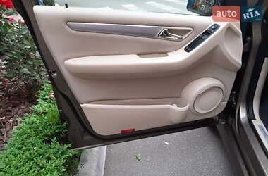 Хетчбек Mercedes-Benz B-Class 2009 в 
