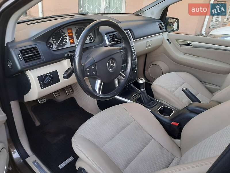 Хэтчбек Mercedes-Benz B-Class 2009 в Киеве