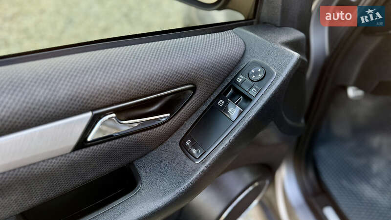 Хэтчбек Mercedes-Benz B-Class 2011 в Ивано-Франковске