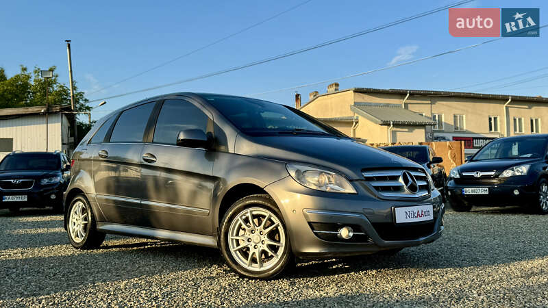 Хэтчбек Mercedes-Benz B-Class 2011 в Ивано-Франковске