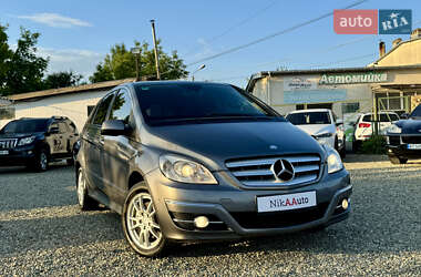 Хетчбек Mercedes-Benz B-Class 2011 в Івано-Франківську