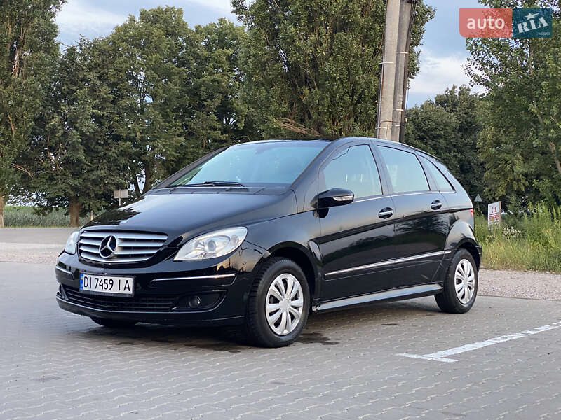 Хэтчбек Mercedes-Benz B-Class 2006 в 