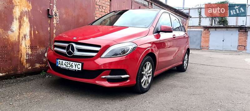 Хетчбек Mercedes-Benz B-Class 2016 в Києві