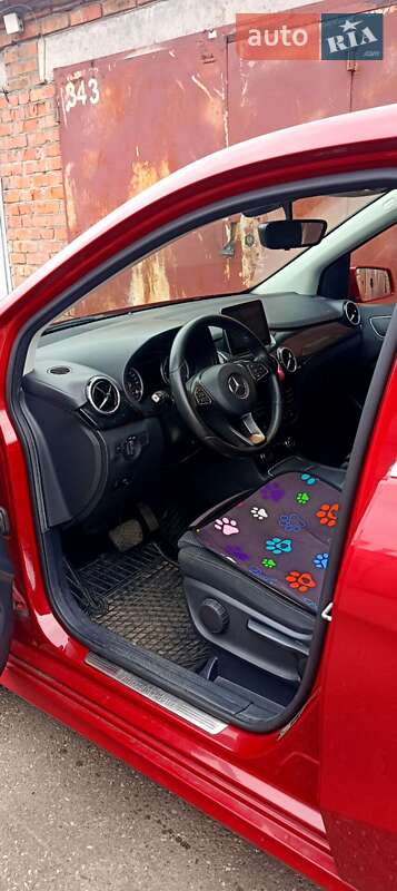 Хетчбек Mercedes-Benz B-Class 2016 в Києві