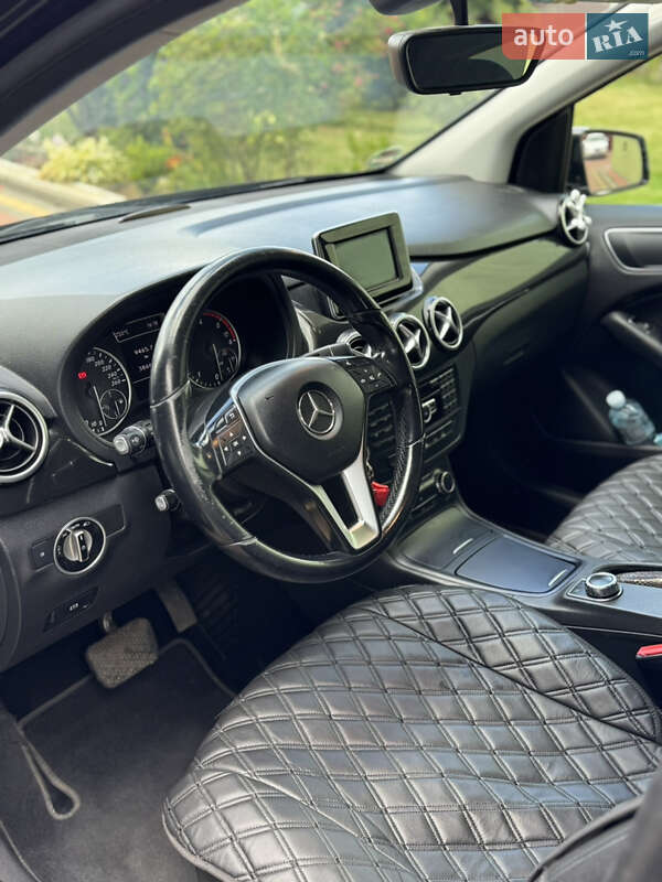 Хэтчбек Mercedes-Benz B-Class 2013 в Львове