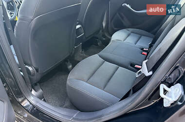 Хэтчбек Mercedes-Benz B-Class 2012 в 
