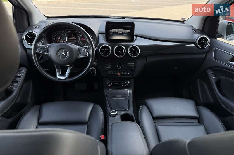 Хэтчбек Mercedes-Benz B-Class 2016 в Городке