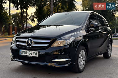 Хэтчбек Mercedes-Benz B-Class 2016 в 