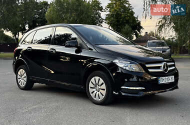 Хэтчбек Mercedes-Benz B-Class 2016 в 