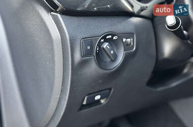 Хэтчбек Mercedes-Benz B-Class 2016 в 