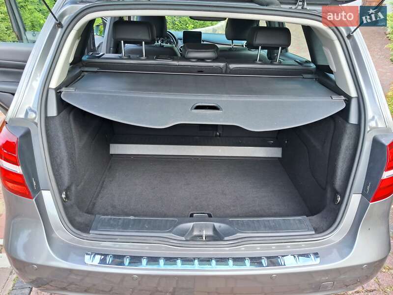 Хэтчбек Mercedes-Benz B-Class 2015 в Киеве фото 33 Хэтчбек Mercedes-Benz B-Class 2015 в Киеве