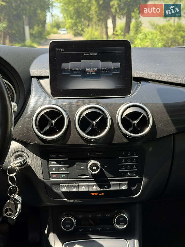 Хетчбек Mercedes-Benz B-Class 2016 в Рівному