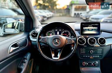 Хетчбек Mercedes-Benz B-Class 2017 в 