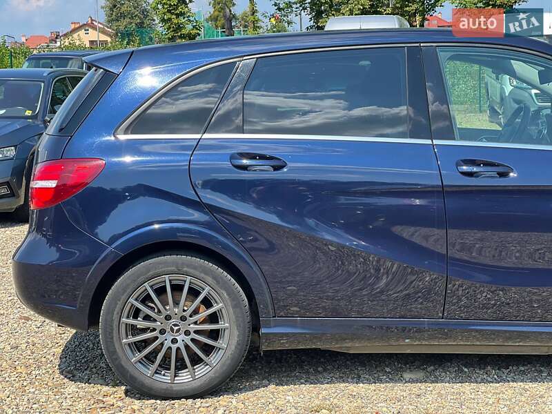 Хетчбек Mercedes-Benz B-Class 2017 в Стрию
