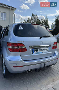 Хэтчбек Mercedes-Benz B-Class 2006 в 