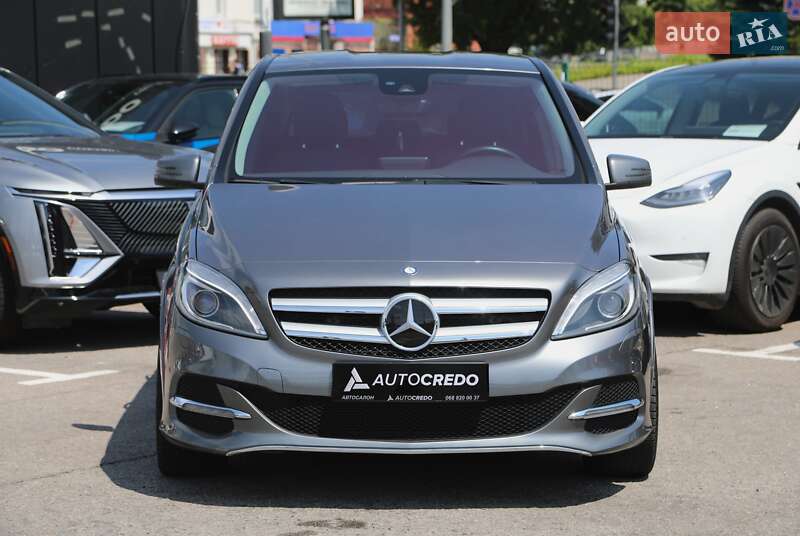 Хэтчбек Mercedes-Benz B-Class 2015 в Харькове