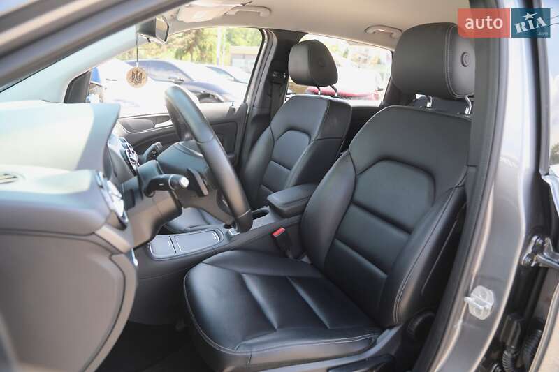 Хэтчбек Mercedes-Benz B-Class 2015 в Харькове