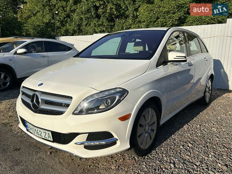 Хэтчбек Mercedes-Benz B-Class 2017 в Одессе