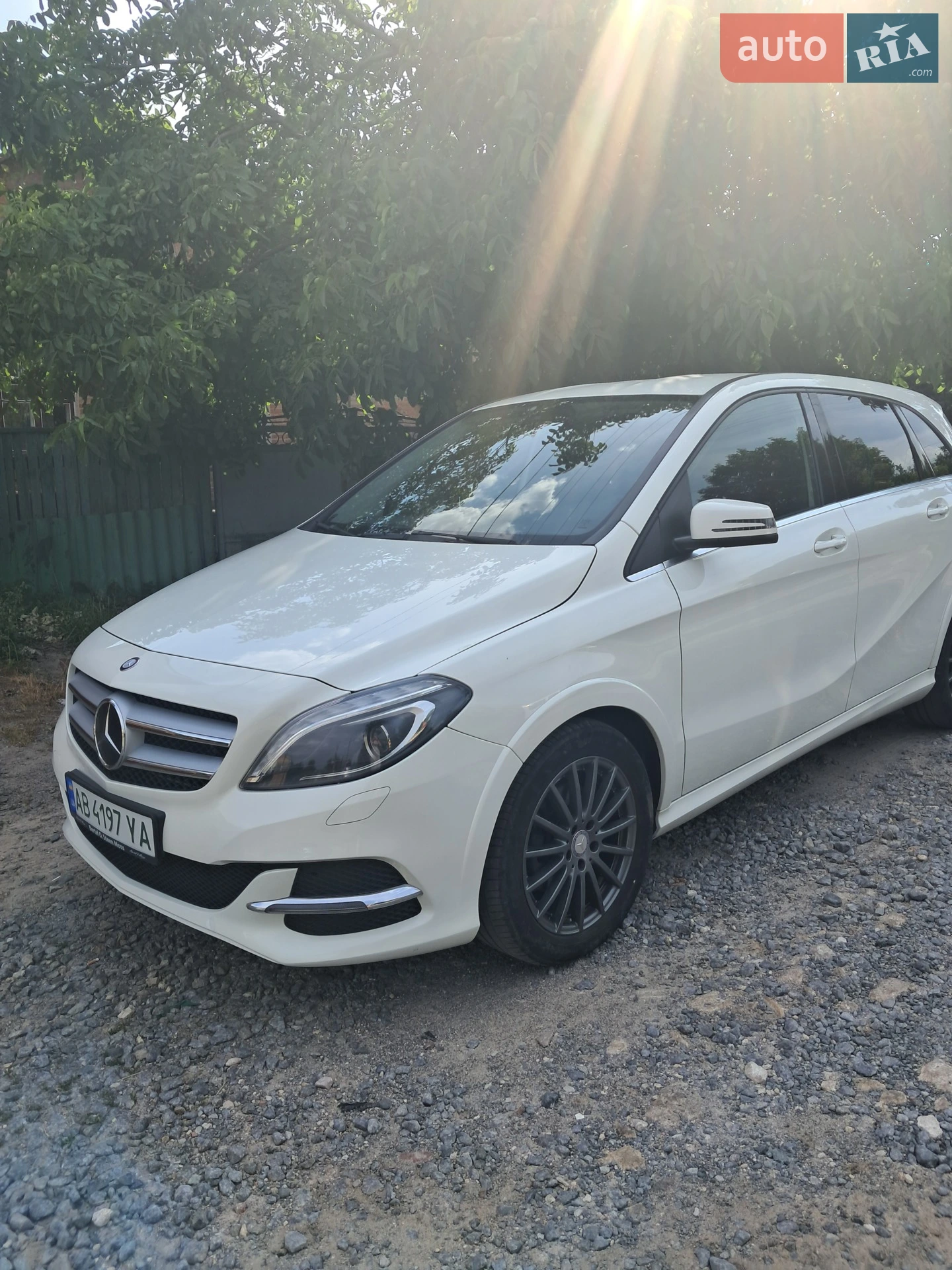 Mercedes-Benz B-Class 2016