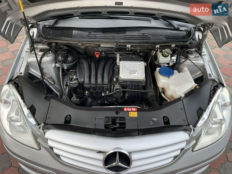 Хэтчбек Mercedes-Benz B-Class 2006 в Могилев-Подольске