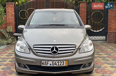 Хэтчбек Mercedes-Benz B-Class 2006 в 