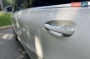 Хэтчбек Mercedes-Benz B-Class 2014 в 
