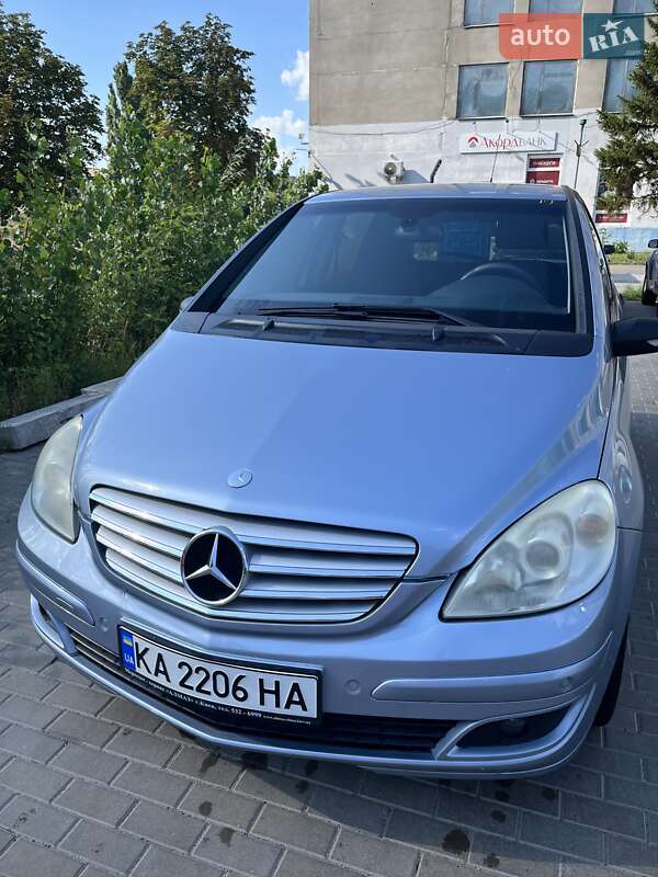 Хэтчбек Mercedes-Benz B-Class 2007 в 