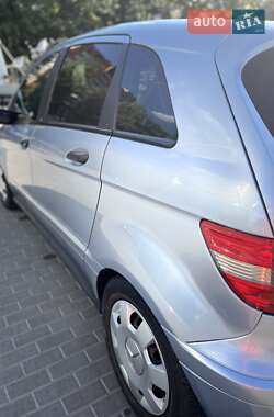 Хэтчбек Mercedes-Benz B-Class 2007 в 