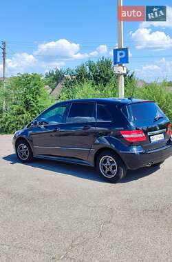 Хэтчбек Mercedes-Benz B-Class 2008 в 