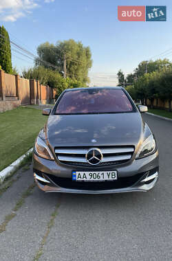 Хэтчбек Mercedes-Benz B-Class 2015 в Киеве