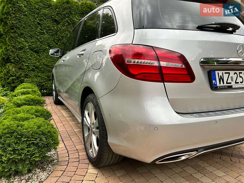 Хэтчбек Mercedes-Benz B-Class 2016 в Львове