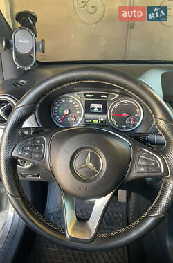 Хэтчбек Mercedes-Benz B-Class 2015 в 