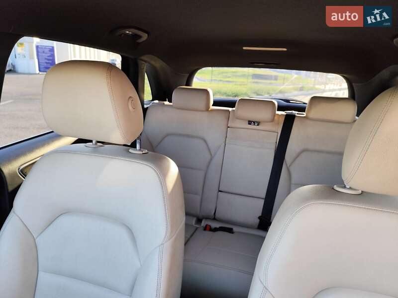 Хэтчбек Mercedes-Benz B-Class 2016 в Киеве