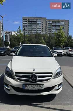 Хэтчбек Mercedes-Benz B-Class 2016 в Львове