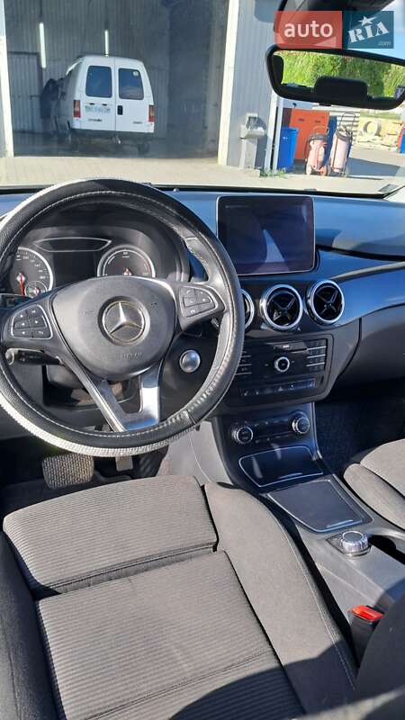 Хэтчбек Mercedes-Benz B-Class 2017 в Дрогобыче