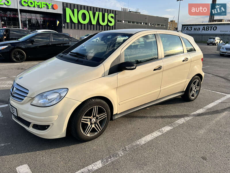 Хэтчбек Mercedes-Benz B-Class 2006 в Киеве