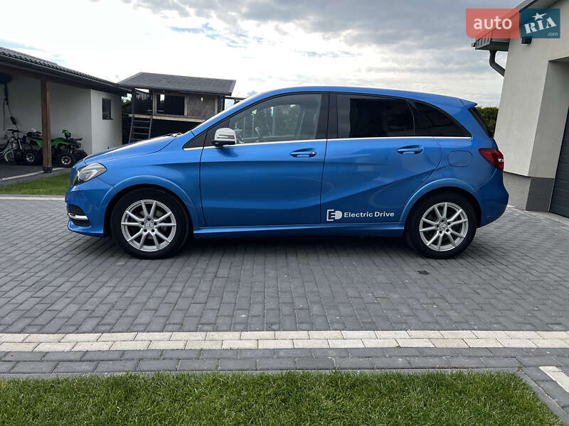 Mercedes-Benz B-Class 2016