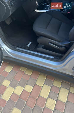 Хэтчбек Mercedes-Benz B-Class 2006 в 