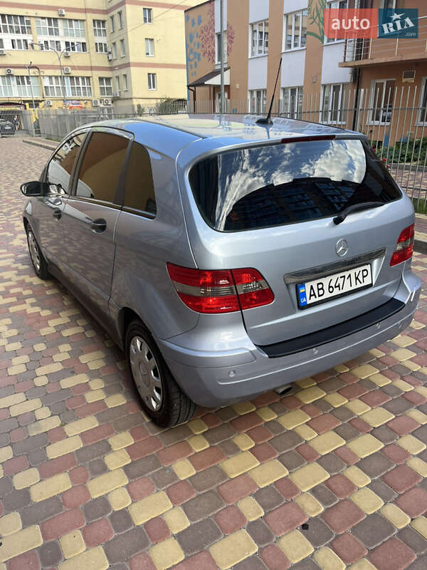 Хэтчбек Mercedes-Benz B-Class 2006 в 