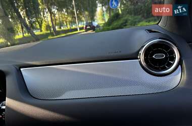 Хэтчбек Mercedes-Benz B-Class 2019 в 